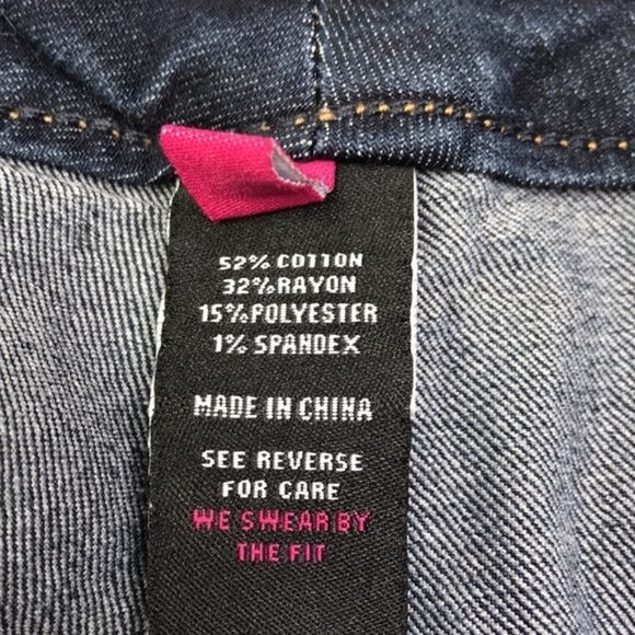 TORRID Dark Wash Super Stretch Jegging sz 20S - Picture 8 of 13